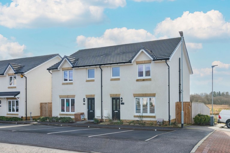 Rowan Court, Moodiesburn, G69